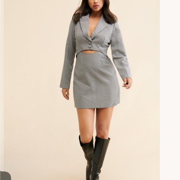 MINKPINK Francis Blazer Dress - Picture 1 of 6